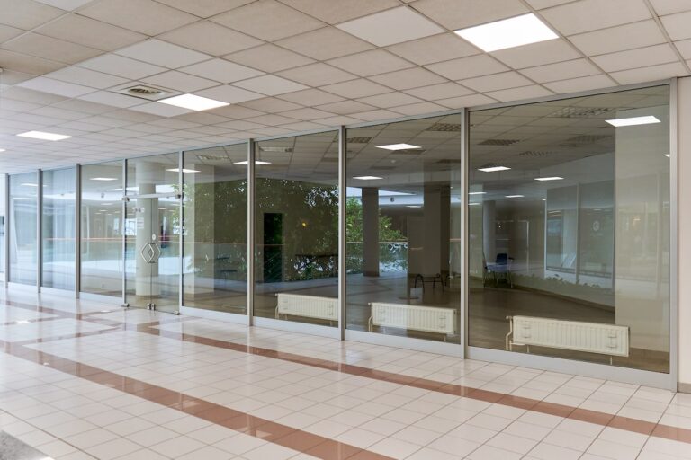 M palác administrativní budova pronájmy